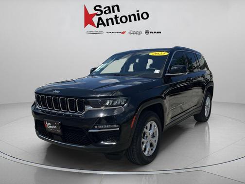 Diamond Black Crystal Pearlcoat 2023 Jeep Grand Cherokee Limited