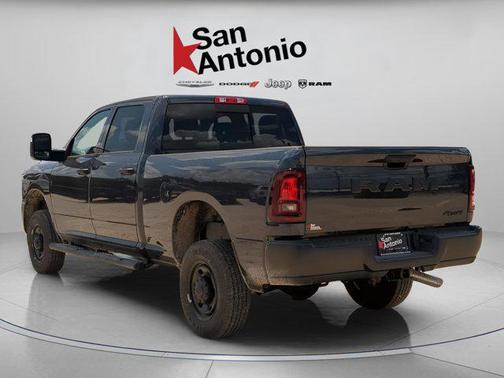 2025 RAM 2500 Tradesman Crew Cab 4x4 6'4' Box