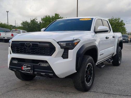 2024 Toyota Tacoma TRD Off Road