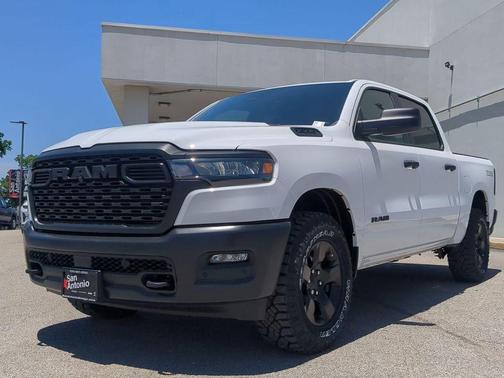2025 RAM 1500 Warlock Crew Cab 4x4 5'7' Box