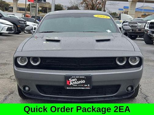 2023 Dodge Challenger SXT