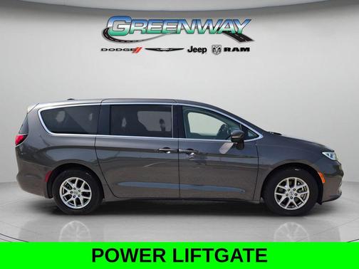 Granite Crystal Metallic Clearcoat 2023 Chrysler Pacifica Touring L