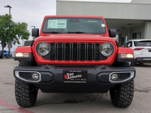 2025 Jeep Gladiator Sport