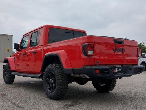 2025 Jeep Gladiator Sport
