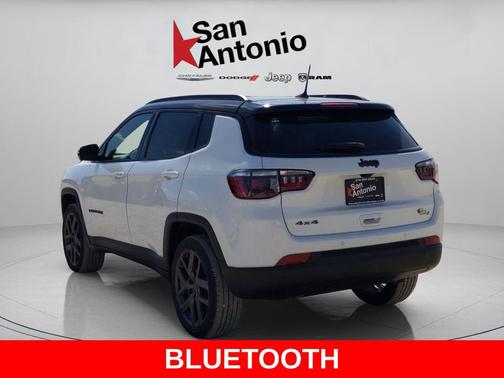 Bright White Clearcoat 2026 Jeep Compass Limited