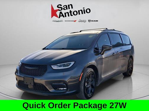 2021 Chrysler Pacifica Touring AWD