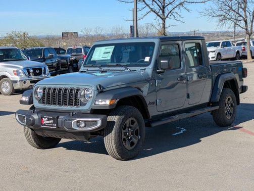 2025 Jeep Gladiator Sport