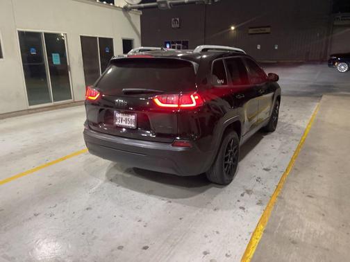 2020 Jeep Cherokee Latitude