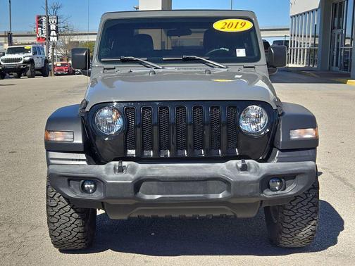 2019 Jeep Wrangler Sport