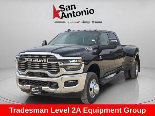 2026 RAM 3500 Tradesman Crew Cab 4x4 8' Box