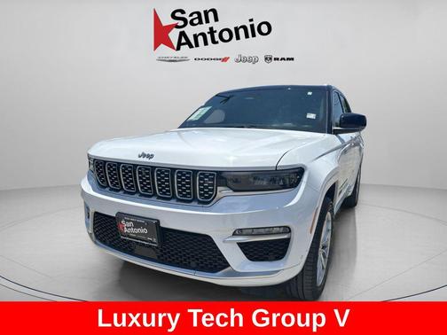 Bright White Clearcoat 2023 Jeep Grand Cherokee Summit