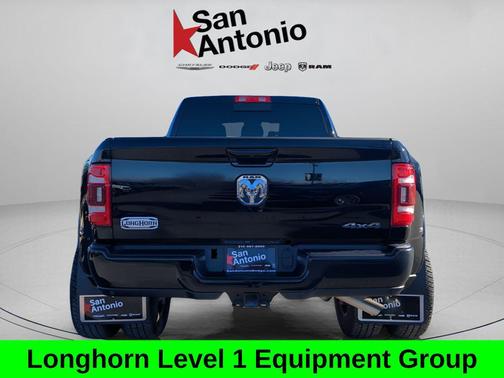 Diamond Black Crystal Pearlcoat 2024 RAM 3500 Longhorn
