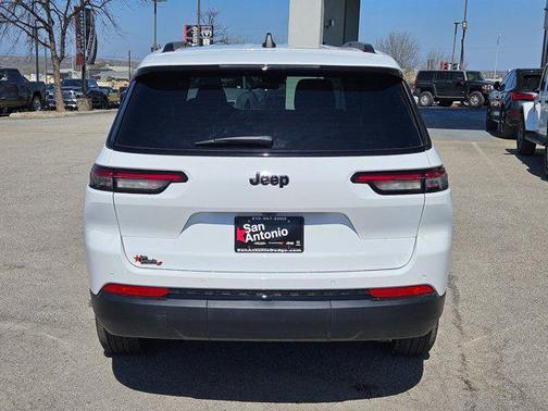 2025 Jeep Grand Cherokee L Altitude