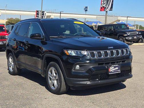 2023 Jeep Compass Latitude