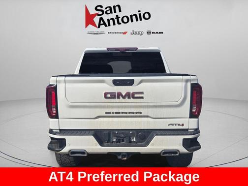 2024 GMC Sierra 1500 AT4