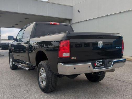 2018 RAM 2500 Tradesman Crew Cab 4x4 6'4' Box