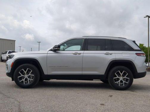 2023 Jeep Grand Cherokee Limited X