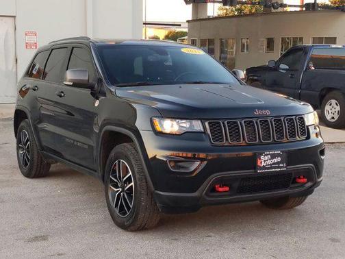 2021 Jeep Grand Cherokee Trailhawk