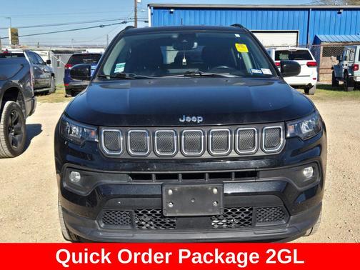 2022 Jeep Compass Latitude Lux