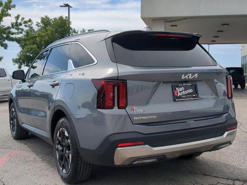 2024 Kia Sorento S