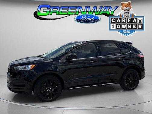 Black Metallic 2024 Ford Edge SE