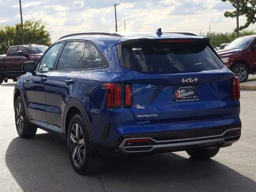 2023 Kia Sorento S