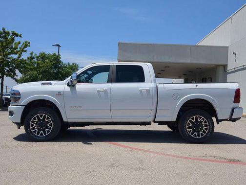 2025 RAM 2500 Limited Crew Cab 4x4 6'4' Box