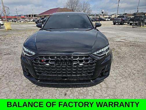 Mythos Black Metallic 2024 Audi S8 4.0T