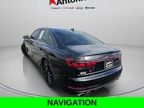 Mythos Black Metallic 2024 Audi S8 4.0T