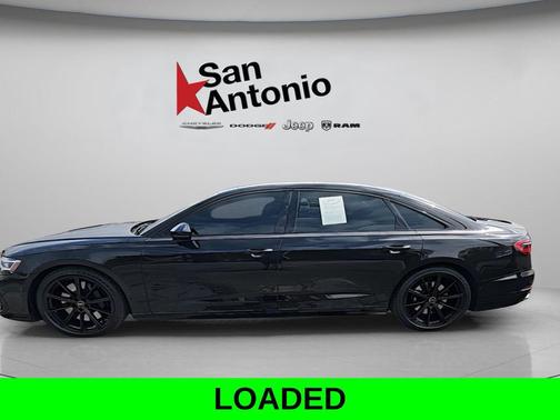 Mythos Black Metallic 2024 Audi S8 4.0T