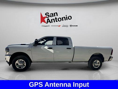 Bright White Clearcoat 2026 RAM 2500 Tradesman Crew Cab 4x4 8' Box