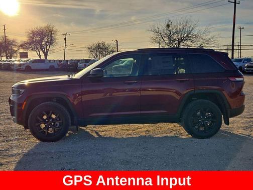 2026 Jeep Grand Cherokee Altitude