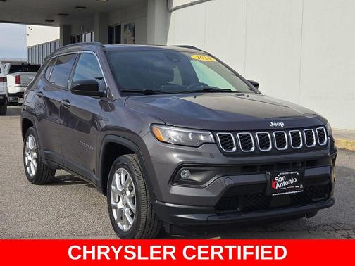 2024 Jeep Compass Latitude Lux
