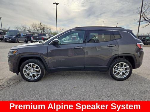 2024 Jeep Compass Latitude Lux