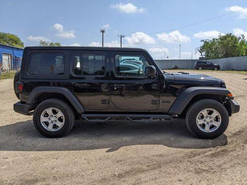 2022 Jeep Wrangler Unlimited Sport