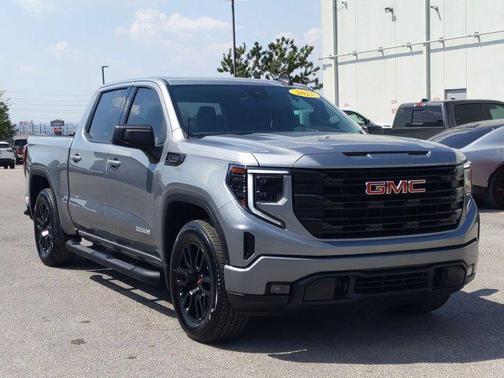 2025 GMC Sierra 1500 Elevation