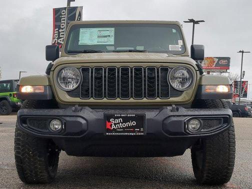 2025 Jeep Gladiator Nighthawk