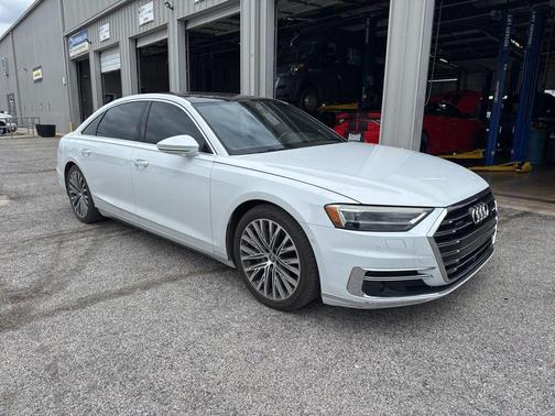 Glacier White 2019 Audi A8 55
