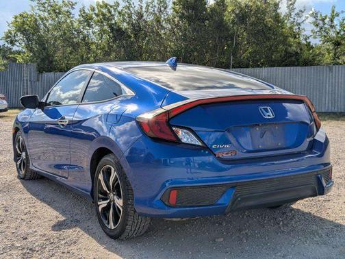 2017 Honda Civic Touring