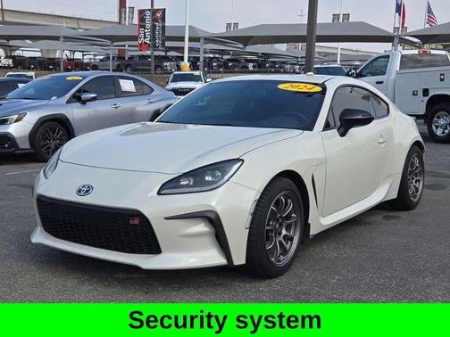 2024 Toyota GR86 Base