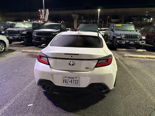 2024 Toyota GR86 Base