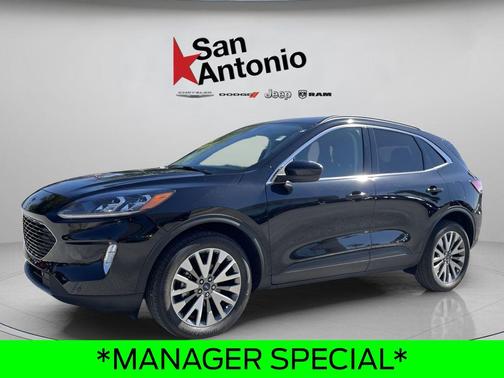 2022 Ford Escape Titanium