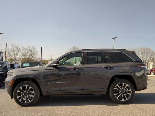 2025 Jeep Grand Cherokee Overland