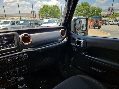 2021 Jeep Gladiator Mojave 4X4