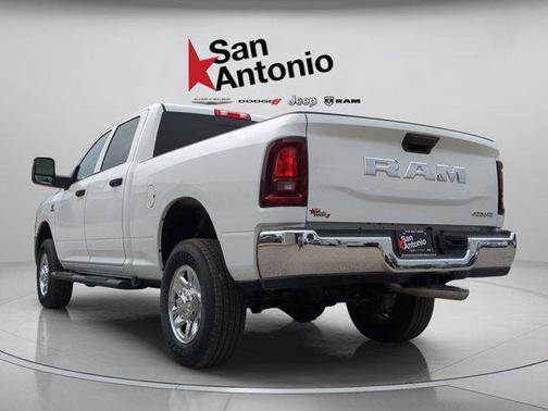 2025 RAM 2500 Tradesman Crew Cab 4x4 6'4' Box