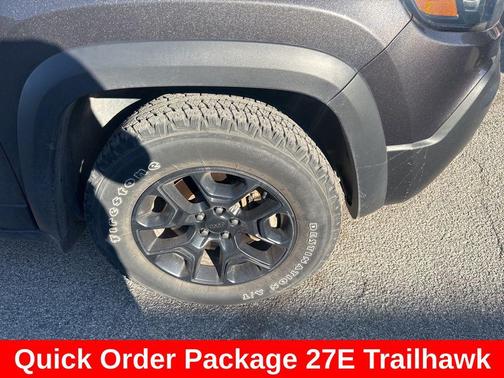 2021 Jeep Cherokee Trailhawk