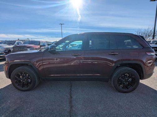 2025 Jeep Grand Cherokee Altitude