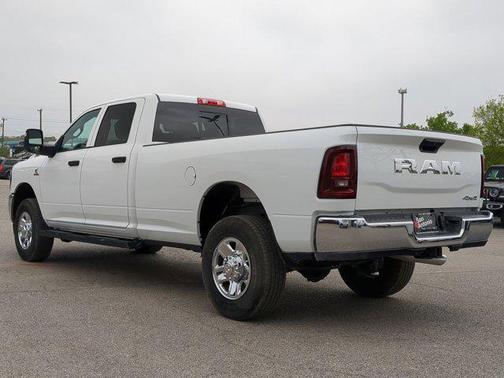 2025 RAM 2500 Tradesman Crew Cab 4x4 8' Box