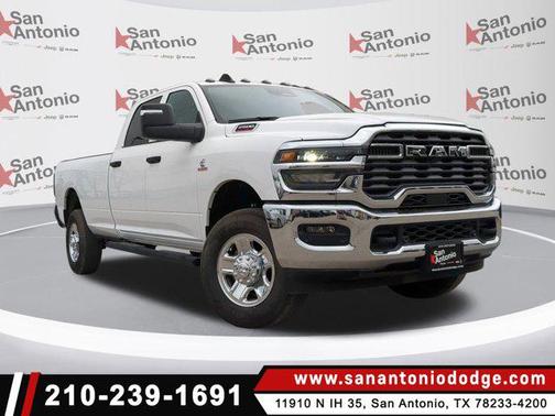 2025 RAM 2500 Tradesman Crew Cab 4x4 8' Box