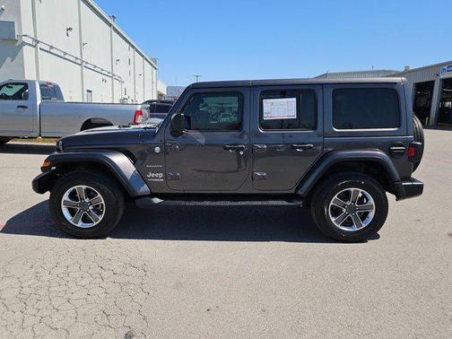 2021 Jeep Wrangler Unlimited Sahara